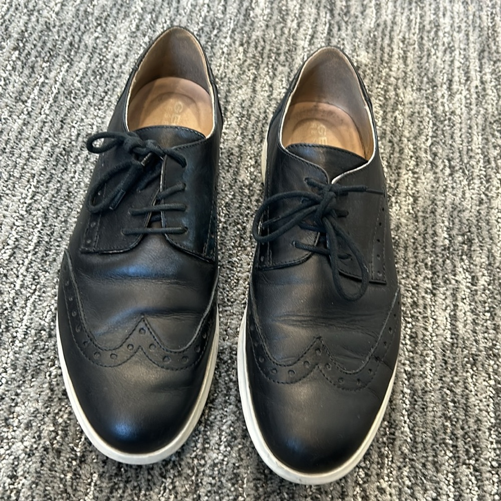 Women’s Geox Lace up shoes - Picture 2 of 3